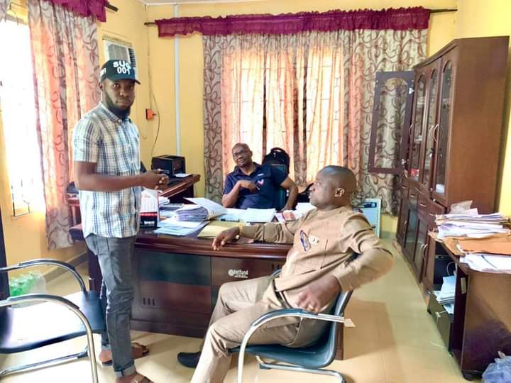 AKWAPOLY SUG PRESIDENT MEETS EMC CHAIRMAN