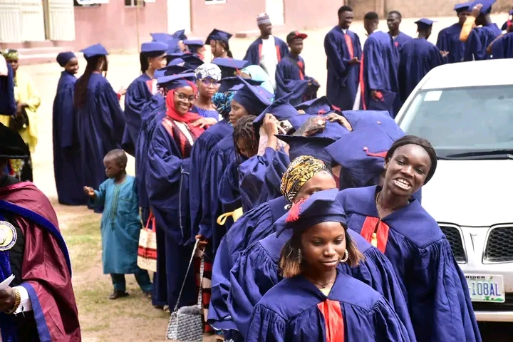 Pharmacy Council of Nigeria inducts graduands of New Gate College of Health Science 
