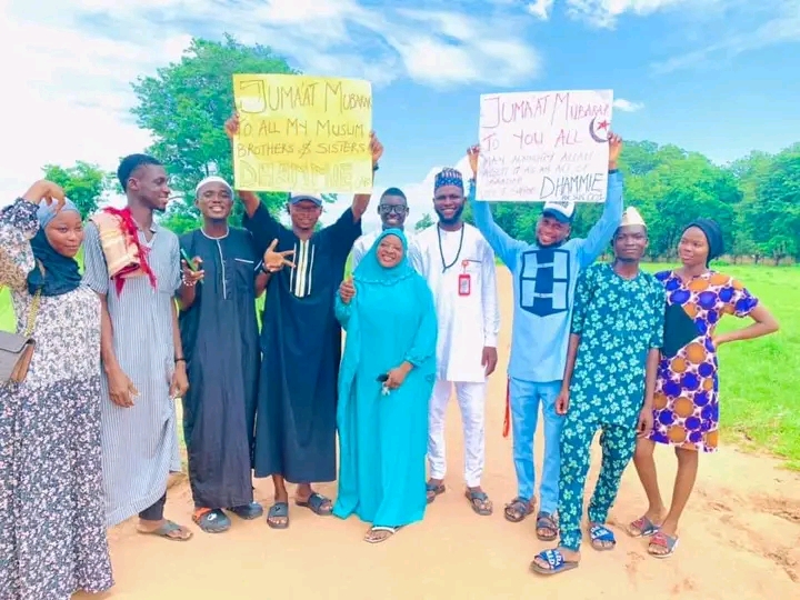 It is Election Time at the Federal Polytechnic Bida (See what aspirants do to get votes from students)

