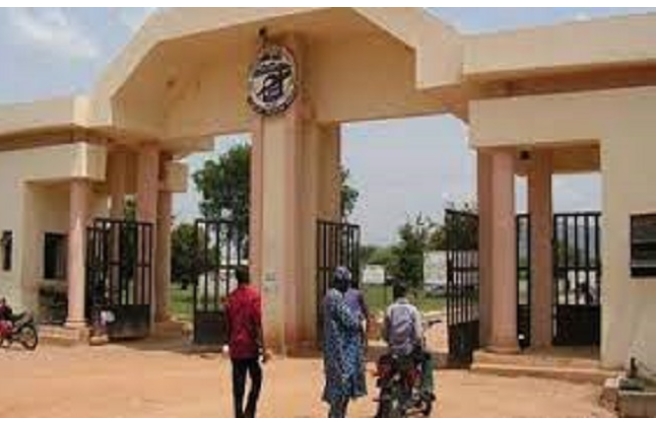 Fedpoly Mubi Announces Christmas and New Year Break for all students 
