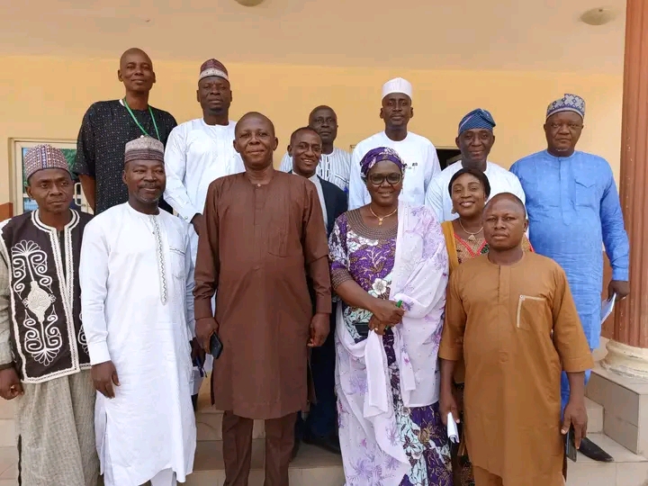 IMAP Management Committee Pays Congratulatory Visit to the New President of ASUP
