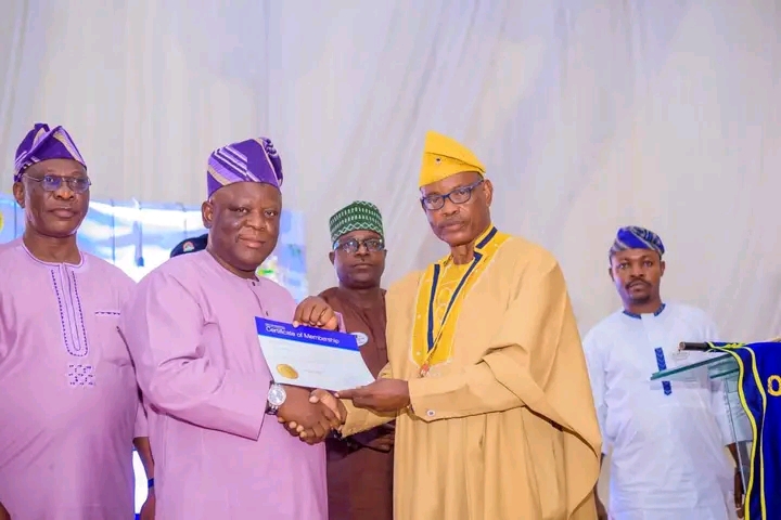 Service To Humanity: Osun New Era Lions Club Inducts FEDPOFFA Rector, Others As Members 
