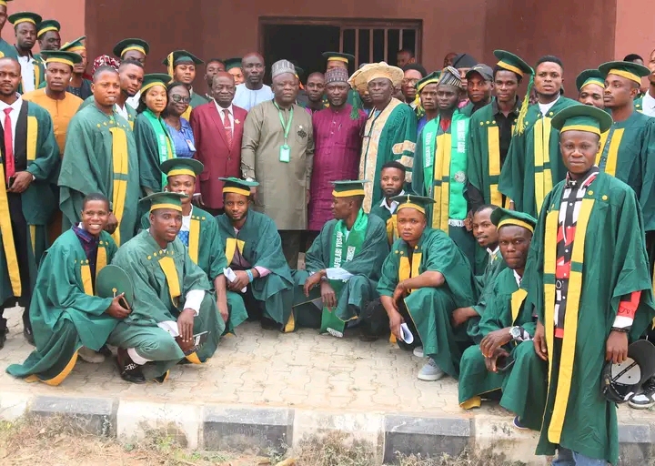  Building Tech. inducts 44 Offa Poly Graduands Into Building Institute