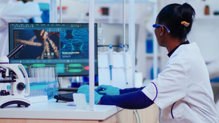 11 Facts About Science Laboratory Technology (SLT) Students and ...