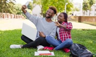 Does Your Campus Boyfriend Really Love You? Here Are the Signs