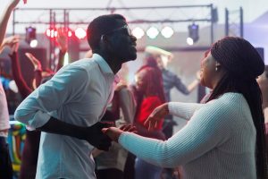 When to Walk Away During the Talking Stage