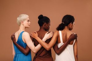 16 Things Men Should Do to Earn a Woman’s Trust