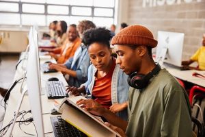 Computer Science vs Information Technology: Which Course Is Better?