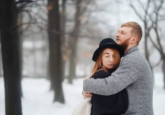 12 Signs Your Relationship Is One-Sided and You Are Giving More Love