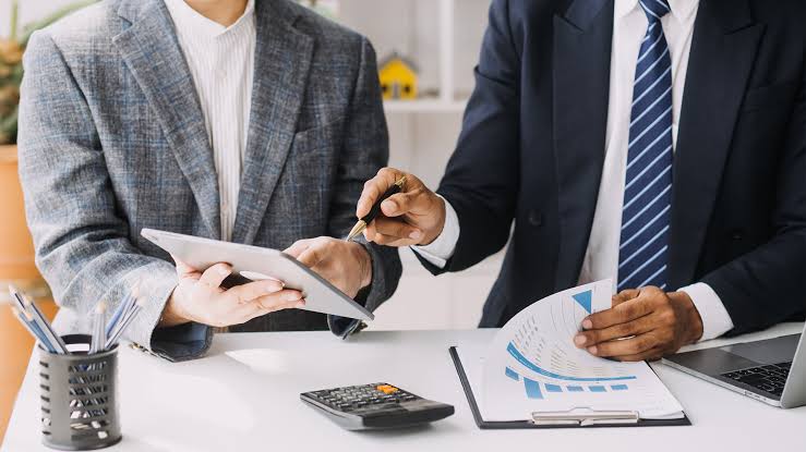 How Much Does a Financial Advisor Cost and Is It Worth It?