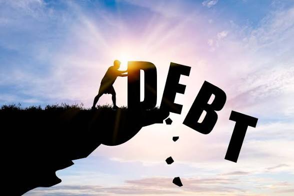 How to Pay Off Debt Fast Even If You're Living on a Small Salary